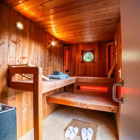 Сasa de vacaciones La Petite Evelette - Piscine Et Sauna Au Calme Ohey